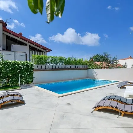 Goga Suburban Holiday home Pula